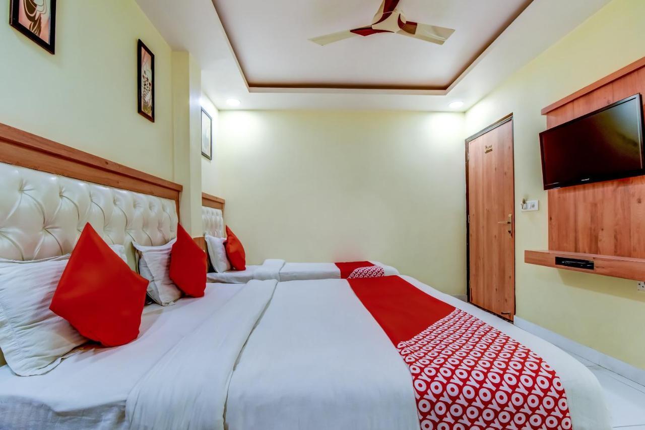 Hotel Sarthak Palace - By Pooja Hospitality ニューデリー エクステリア 写真